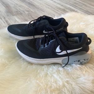 Nike Joyride Running Shoe size 7